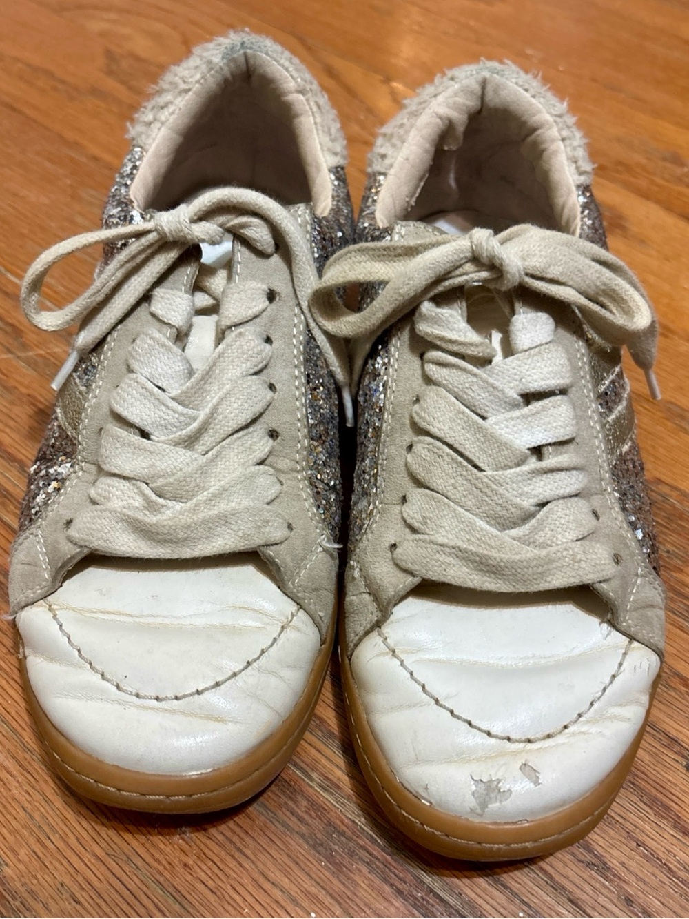 Dolce Vita Women’s Niel Plush Sneakers 7.5